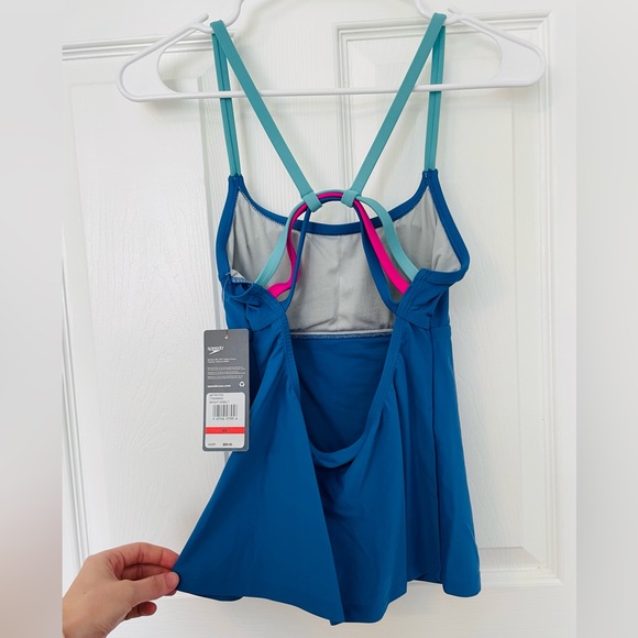Speedo tankini top (XS) - Picture 6 of 12